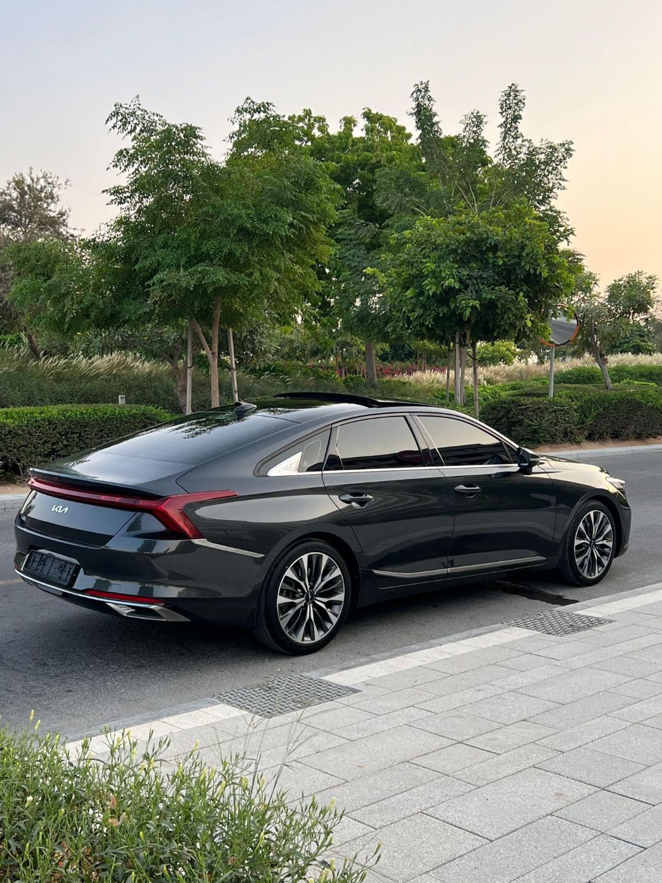 Kia K8