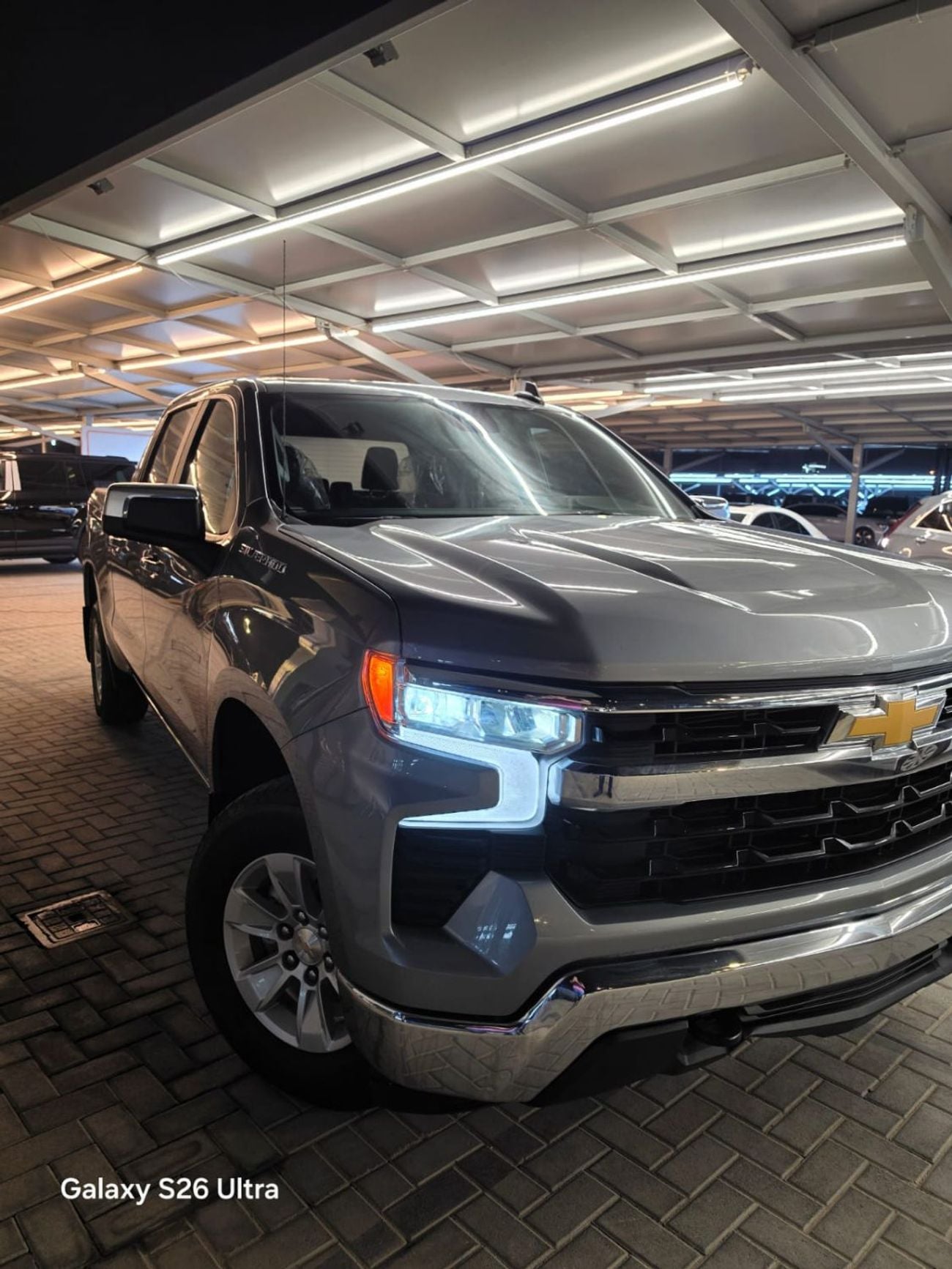 Chevrolet Silverado 1500 CREW CAB 2LT TRAILBOSS The car is in excellent condition, 4x4, imported from Canada, no accidents or paintwork.