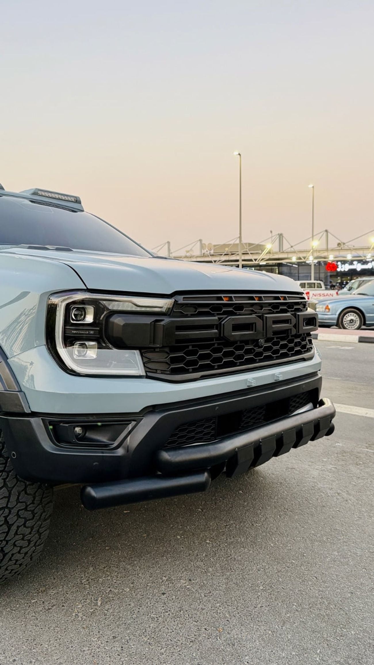فورد رانجر RAPTOR فورد رابتور 2023 | (قيادة يمين) الهيكل: بيك أب الوقود: بنزين سنة الصنع: 2024 ناقل الحركة: أوتوماتيكي