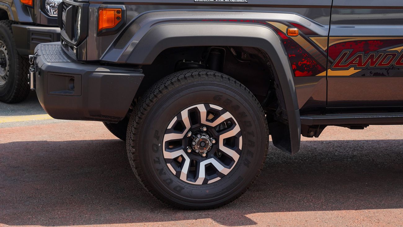 Toyota Land Cruiser Pickup 70
