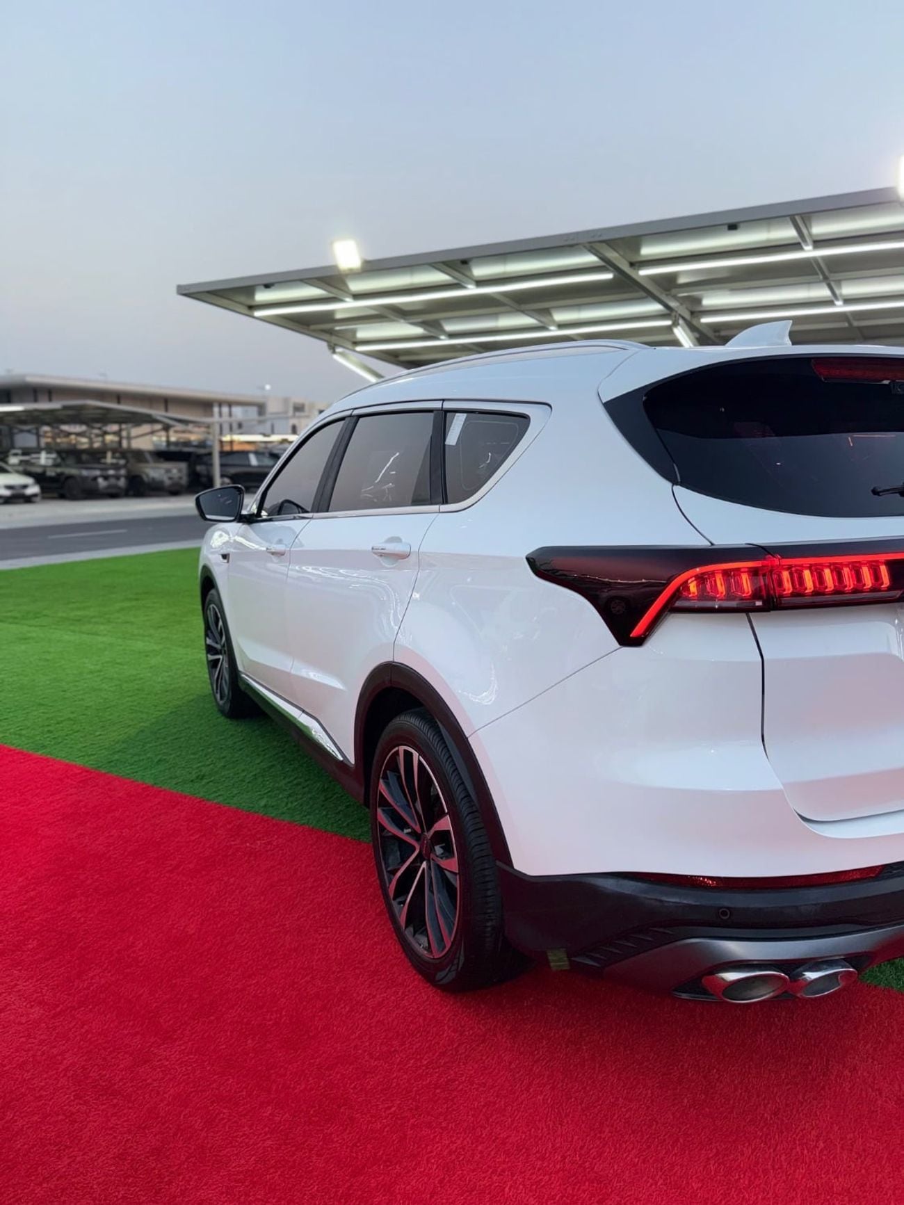 Jetour X70 Plus LUX