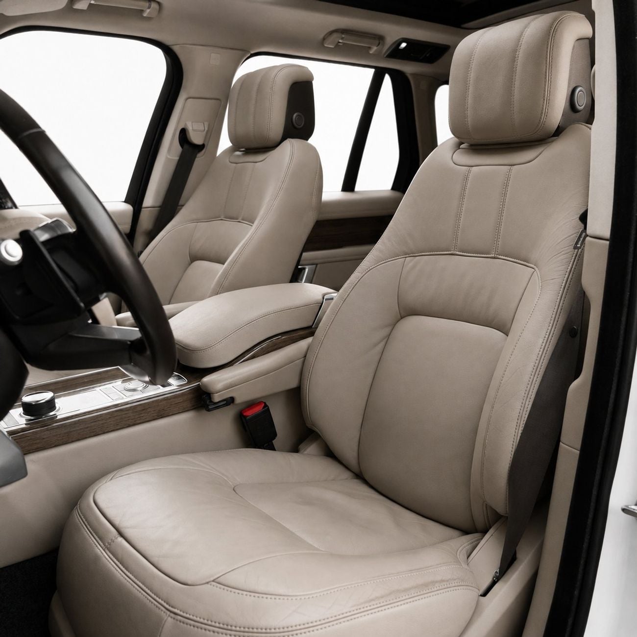 Land Rover Range Rover HSE P400 AED 3,602 P.M • 0% Downpayment • Rover Range Rover HSE • 1 Year Warranty