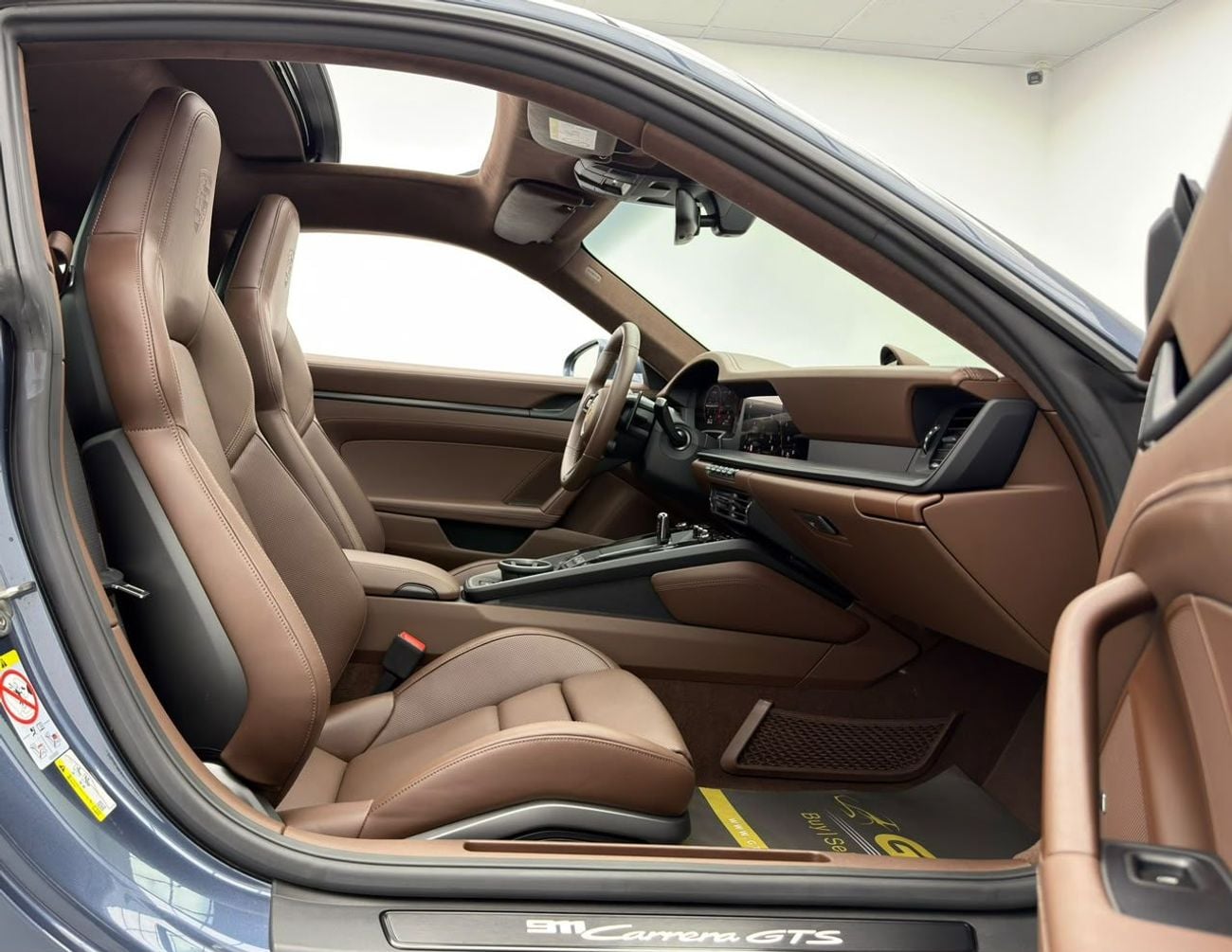 Porsche 911 CARRERA GTS