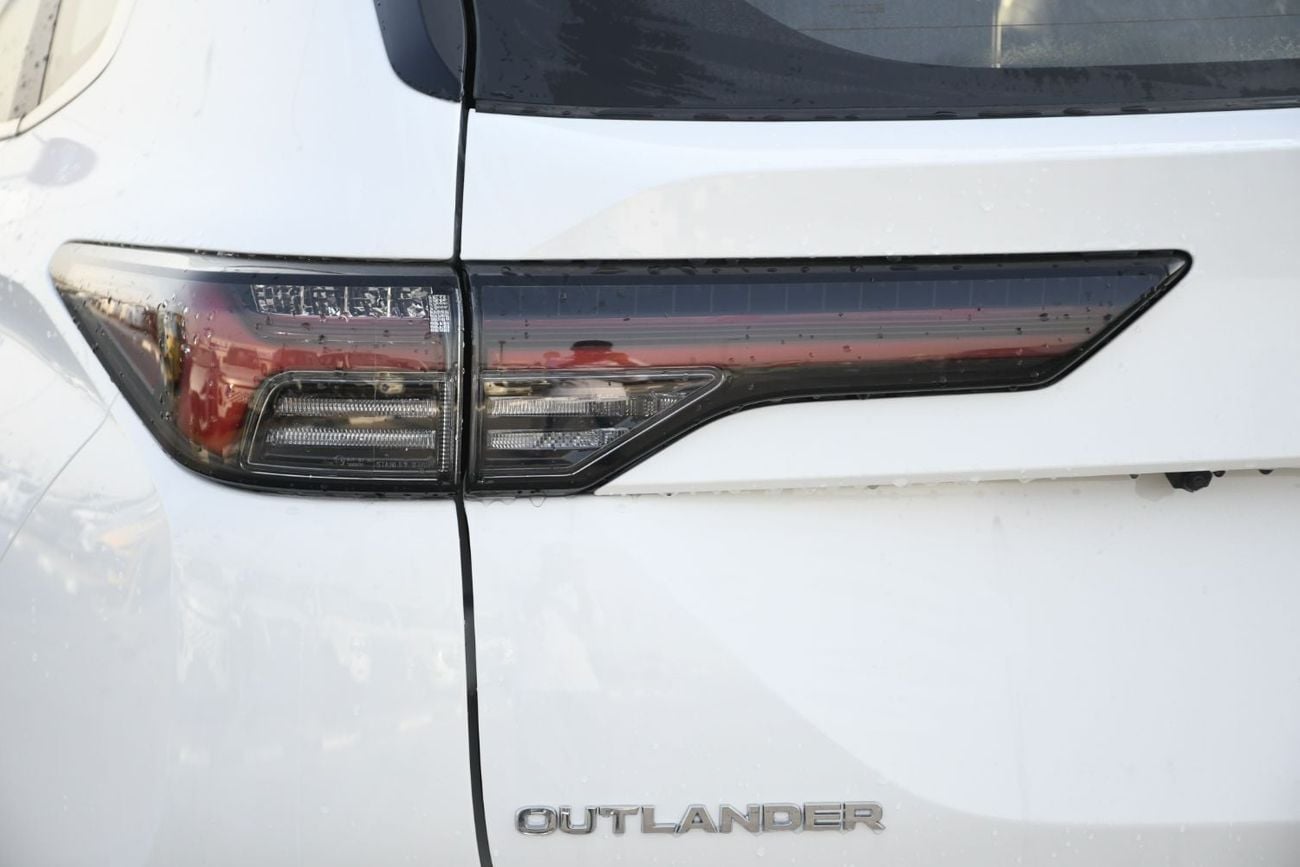 Mitsubishi Outlander HIGHLINE 2026 Mitsubishi Outlander 7P H-Line 2.5L Petrol 4WD With Radar