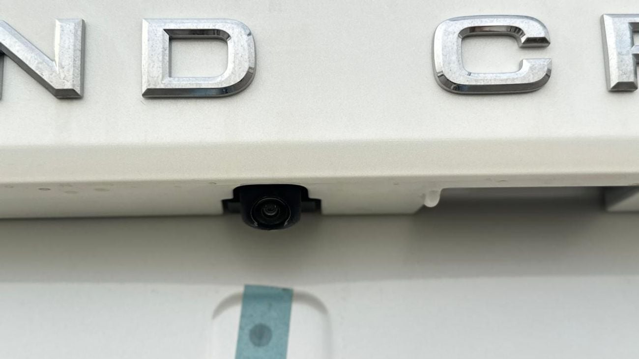 Toyota Land Cruiser GXR G 4.0L PETROL 2026