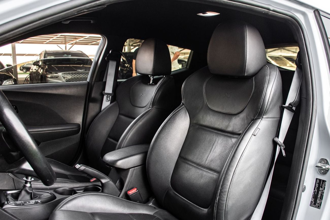 Hyundai Veloster TOP N LINE