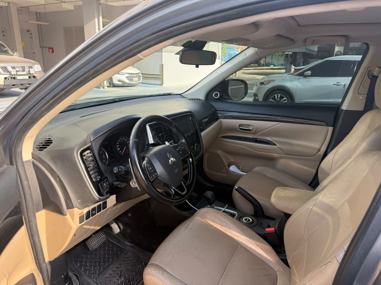 Mitsubishi Outlander GLX HIGHLINE LEATHER