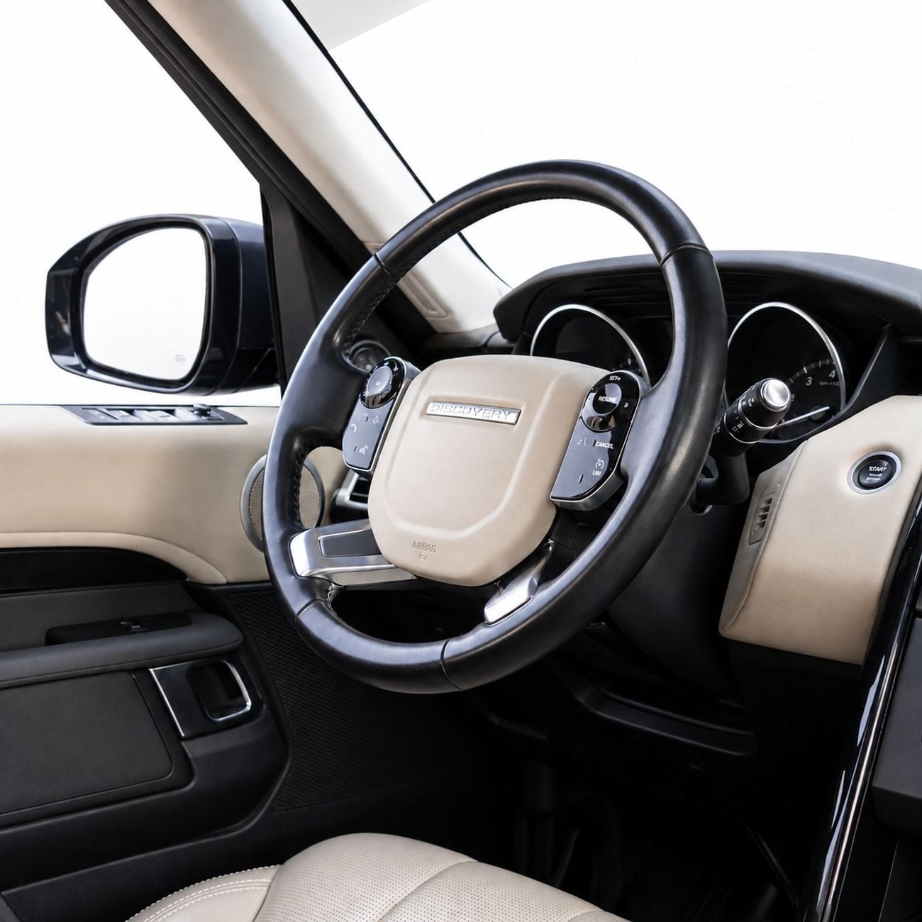 Land Rover Discovery SE AED 1,340 P.M • 0% Downpayment • Land Rover Discovery • 1 Year Warranty