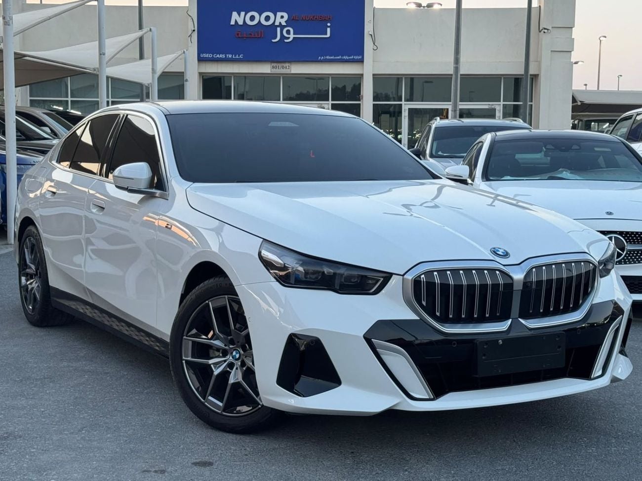 بي أم دبليو 520i M SPORT