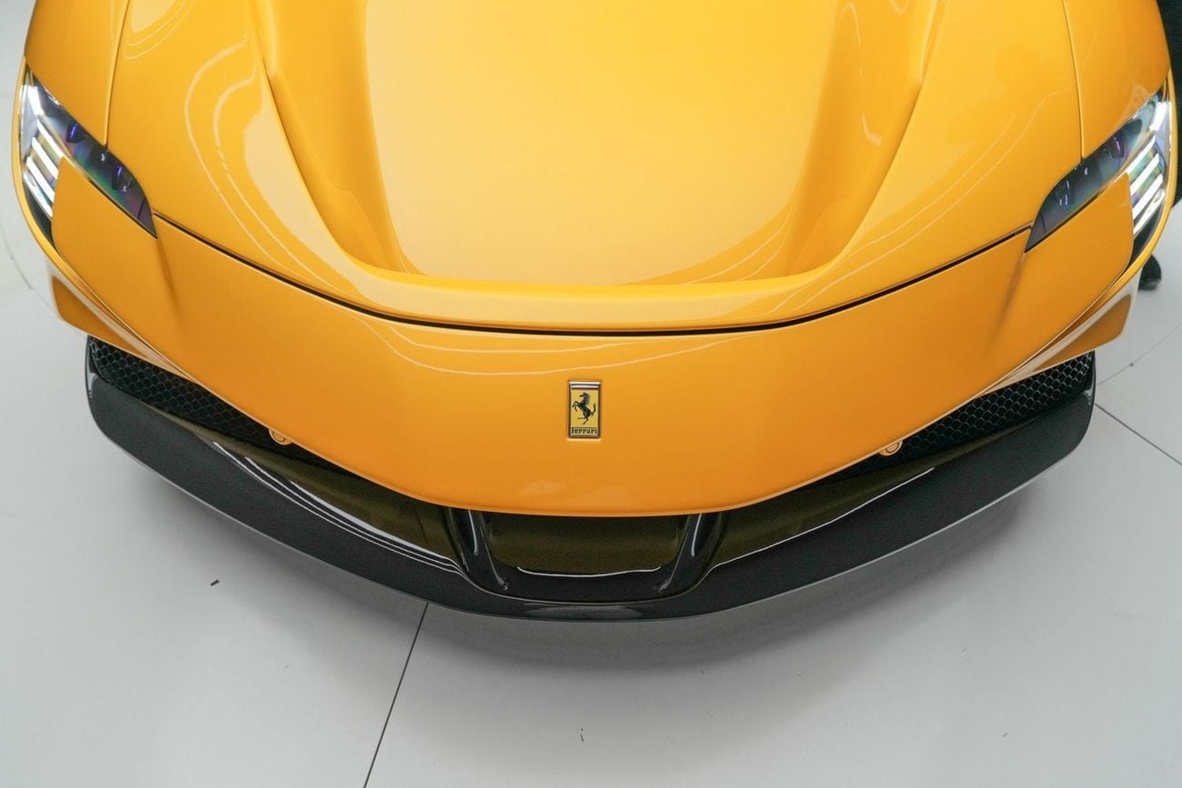 Ferrari SF90 STRADALE ASSETTO FIORANO