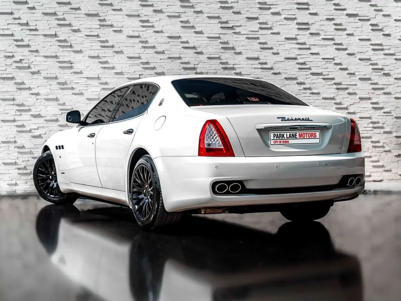 مازيراتي كواتروبورتي base Maserati Quattroporte 2011