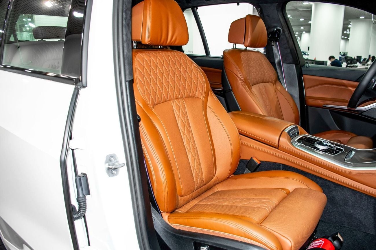 BMW X5 M60i LUXURY