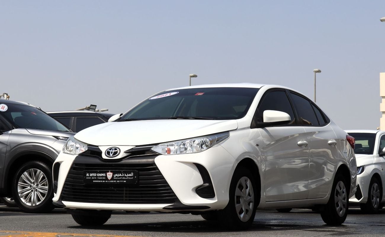 Toyota Yaris E ACCIDENTS FREE - GCC - ORIGINAL PAINT - SEDAN - PERFECT CONDITION INSIDE OUT