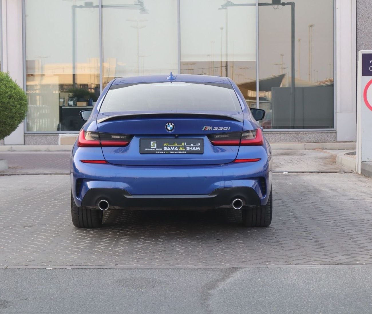 BMW 330i M SPORT