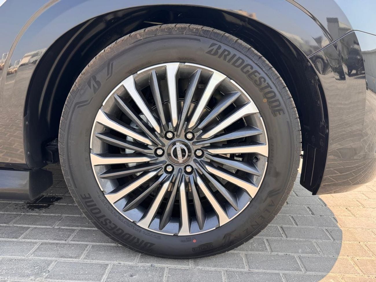 Nissan Patrol LE PLATINUM CITY (Exterior : BLACK / Interior: TAN)