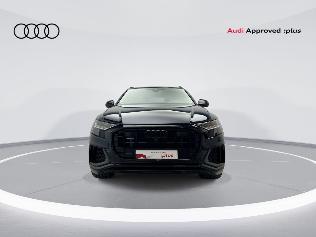 أودي Q8 55 TFSI quattro 340hp Crimson Red Edition (رقم المرجع: 53845)