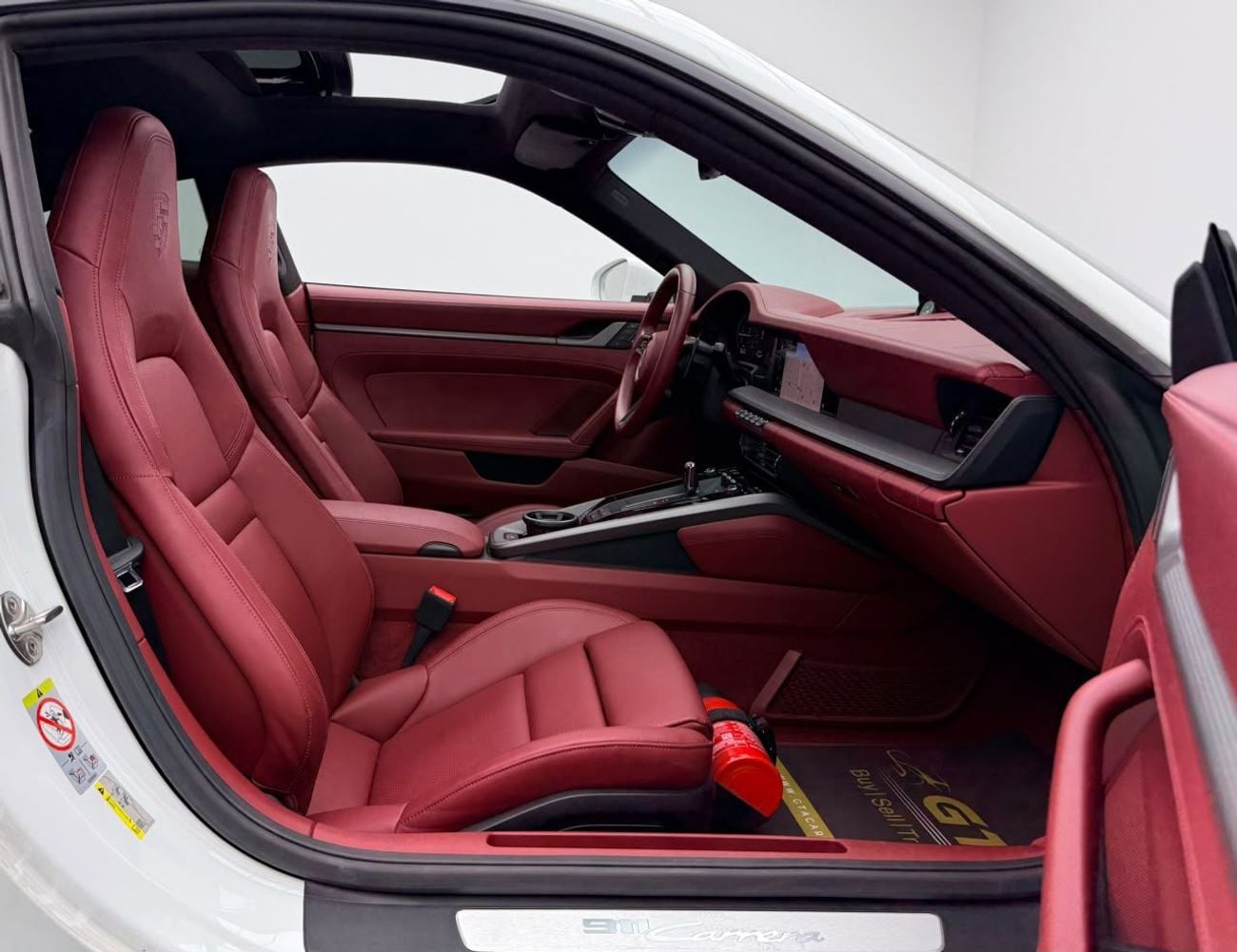 بورش 911 CARRERA بورش 911 كاريرا موديل 2025، ضمان بورش ساري حتى 2026، سجل صيانة كامل لدى بورش، عداد كيلومترات منخفض ج