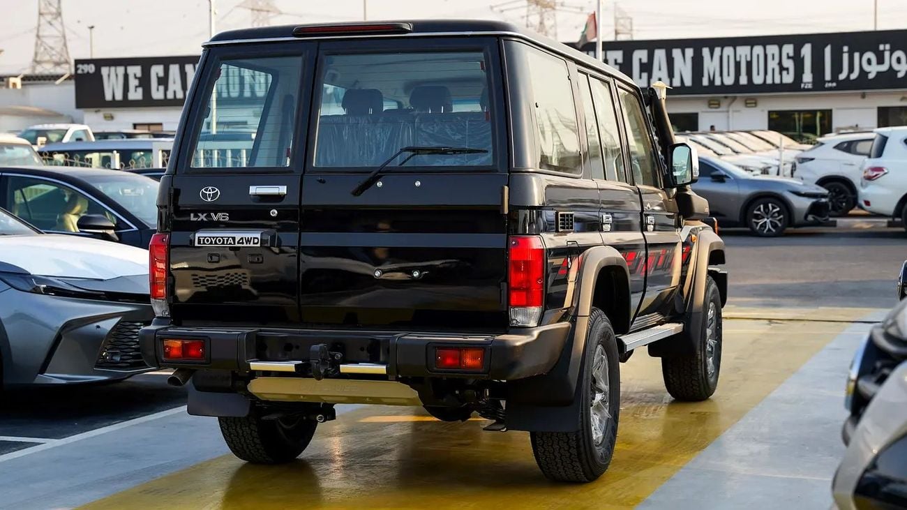 Toyota Land Cruiser 70 LC76 LX GCC Specs