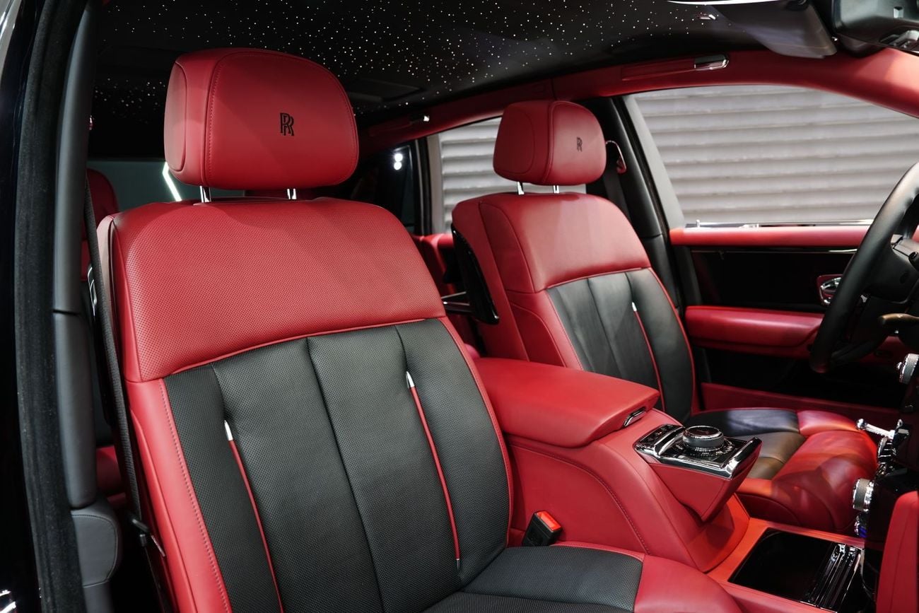 Rolls Royce Phantom STANDARD Std 6.8L VIII, Bespoke Audio, Rear Entertainment, Brushed Steel Bonnet, GCC Specs!!