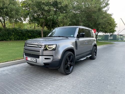 Land Rover Defender p400 x dynamic