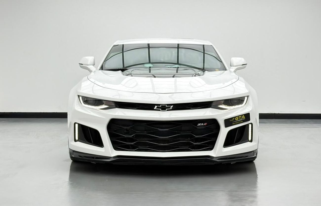 شيفروليه كامارو ZL1 CARBON FIBER شيفروليه كامارو ZL1 موديل 2020، ضمان شيفروليه ساري حتى أغسطس 2030، سجل صيانة كامل من شيفروليه، دول م