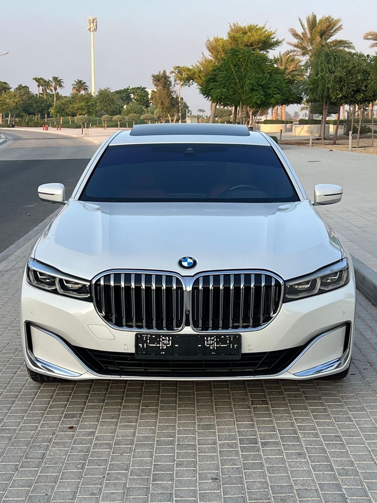 بي أم دبليو 730i