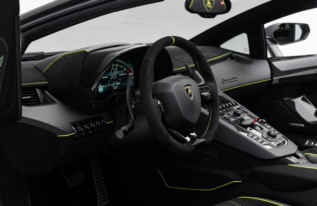 Lamborghini Aventador 6.5L V12 Naturally Aspirated Engine