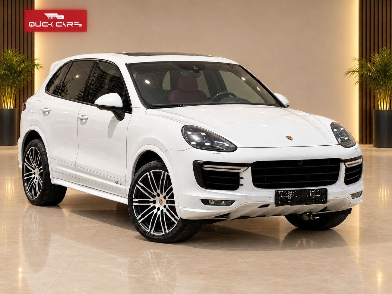 Porsche Cayenne GTS 2016 Porsche Cayenne GTS | White on Red | 169,981 km | GCC
