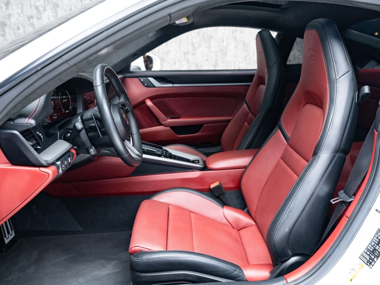 Porsche 911 CARRERA