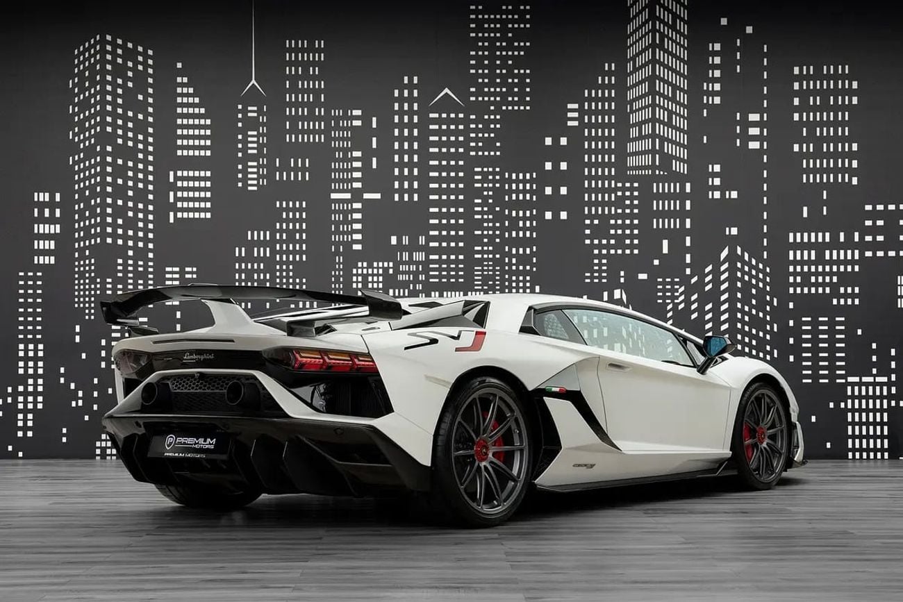 Lamborghini Aventador SVJ