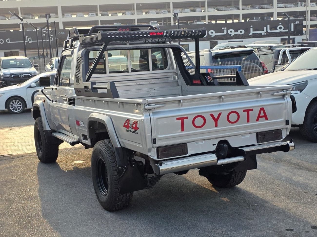 Toyota Land Cruiser Pick Up LX AC PWR OPT