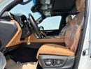 لكزس LX 700h SIGNATURE لكزس LX 700 هايبرد، نظام ركن آلي، أبيض/بيج.