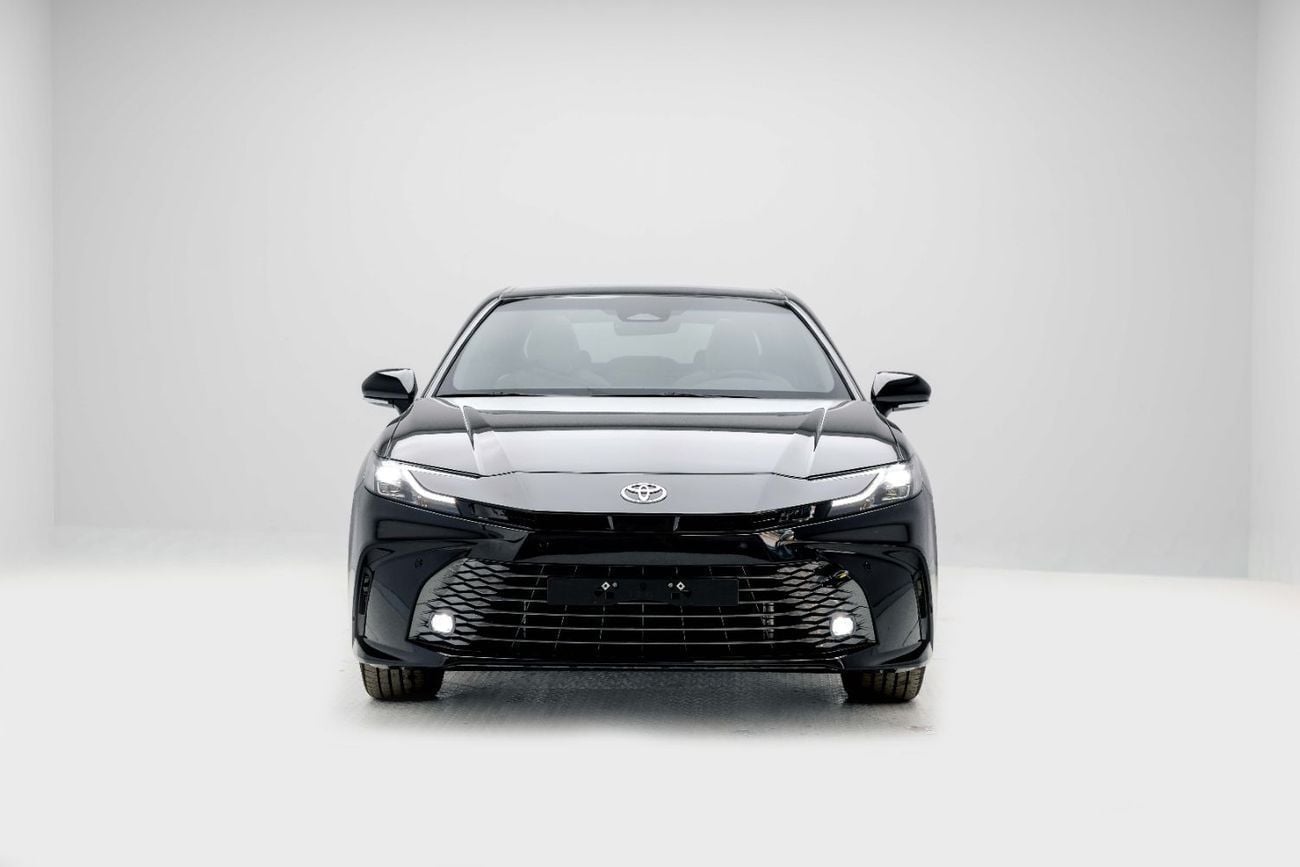 Toyota Camry GLE 2.5L - Netural Black Inside Formage | Export Only