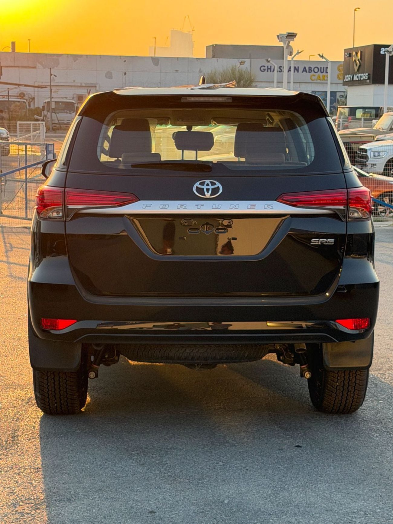 Toyota Fortuner SR5