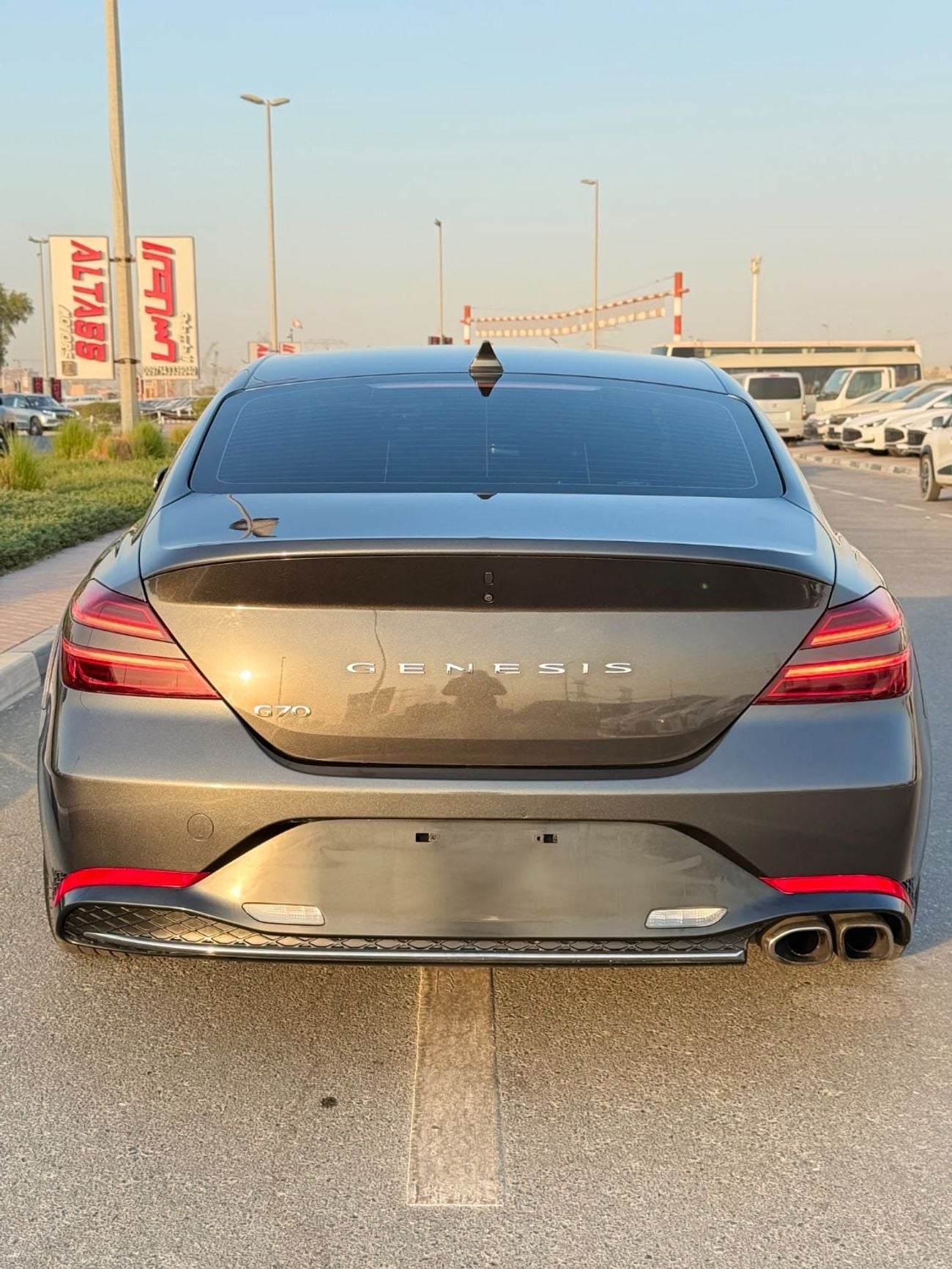 جينيسس G70 PREMIUM *GENESIS G70* Left Hand Full option Specs: *USA* Year: *2022* -*Original 5 Seats* push start BSM