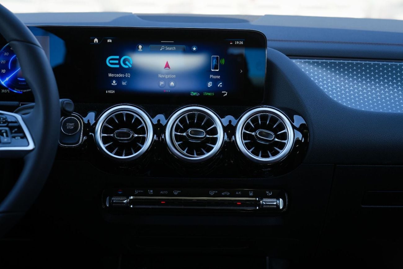 Mercedes Benz EQA 260 2025!! FULLY ELECTRIC CAR!! FIVE YEARS WARRANTY!! THREE YEARS SERVICE CONTRACT