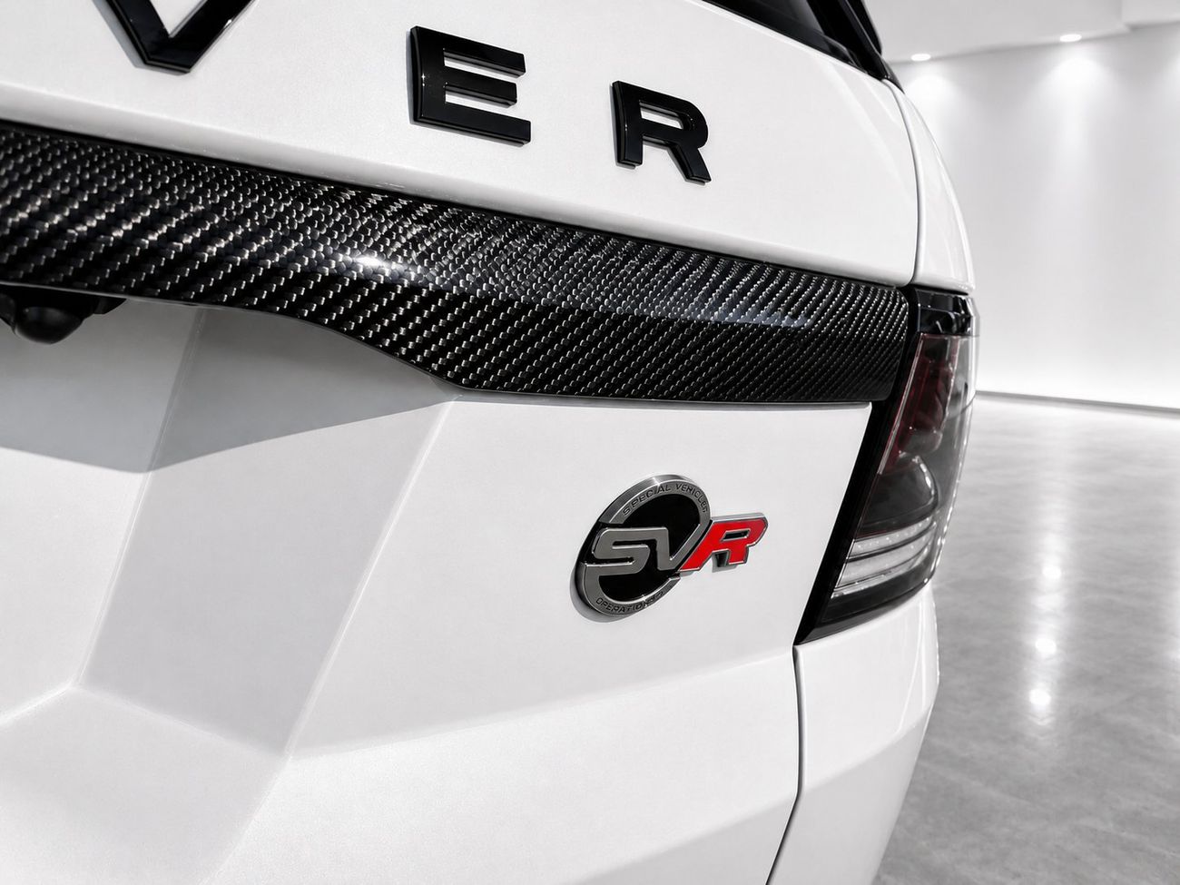 Land Rover Range Rover Sport SVR
