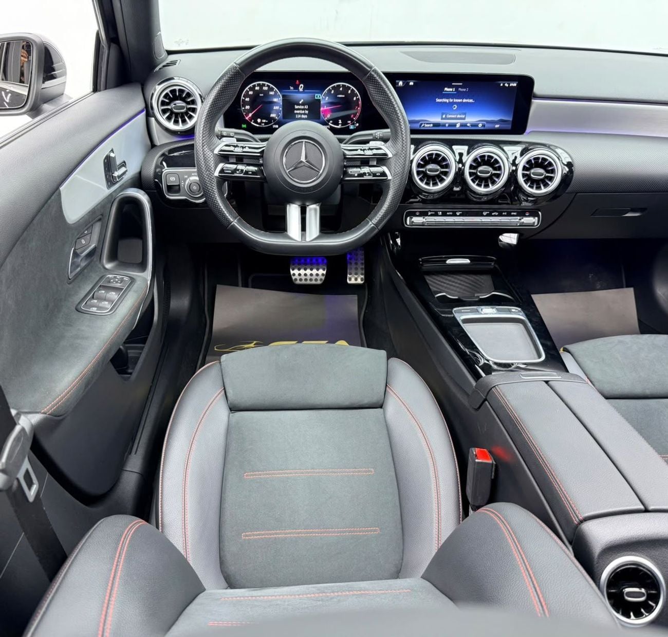 Mercedes Benz A200 PREMIUM 2023 Mercedes Benz A200, 2028 Mercedes Warranty, Full Mercedes Service History, Fully Loaded, GCC