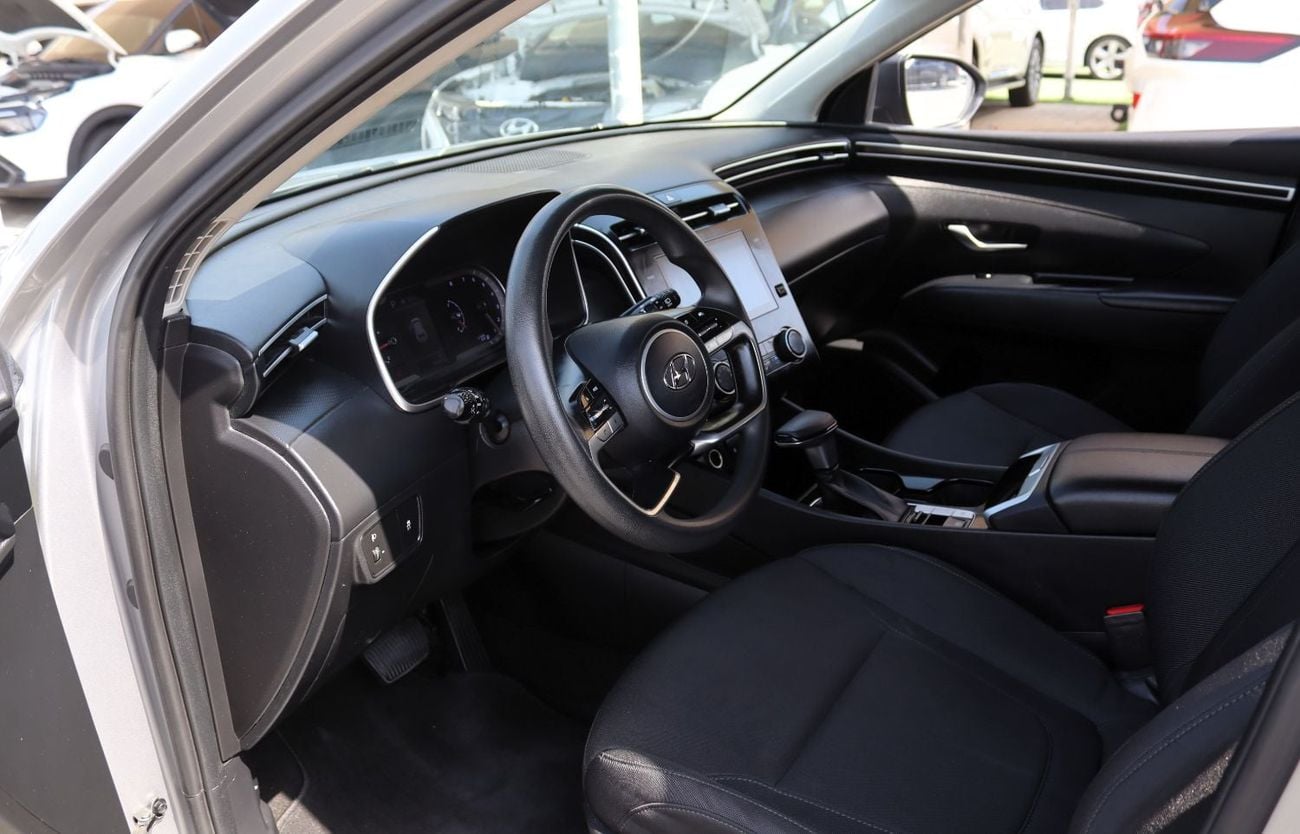 Hyundai Tucson SMART ACCIDENTS FREE - GCC - PERFECT CONDITION INSIDE OUT 2000 CC