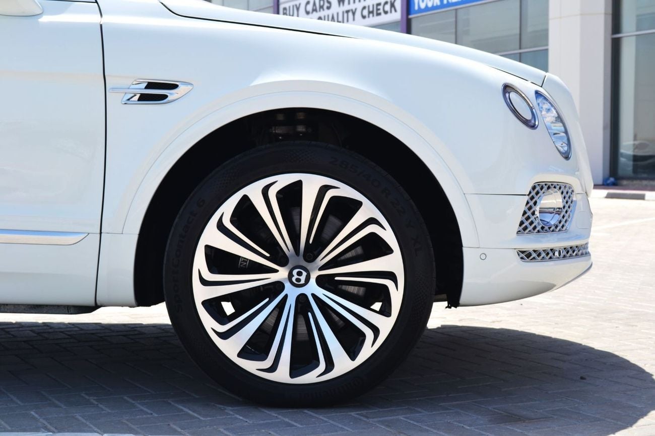 Bentley Bentayga Signature