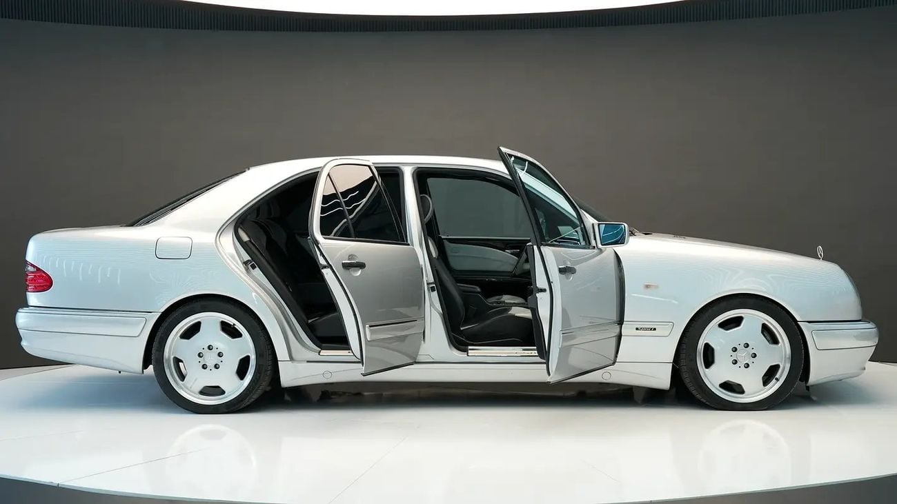 Mercedes Benz E500 E50 AMG (W210)