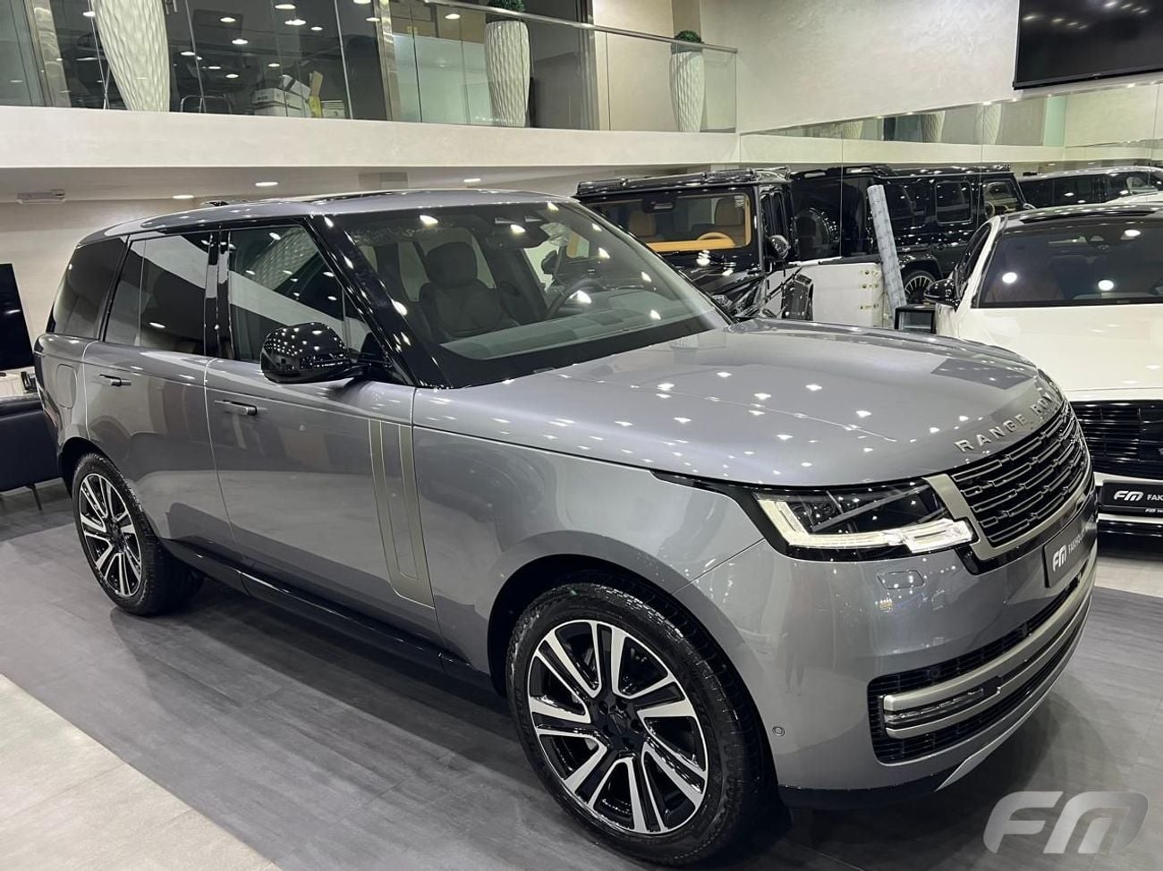 Land Rover Range Rover SE P400