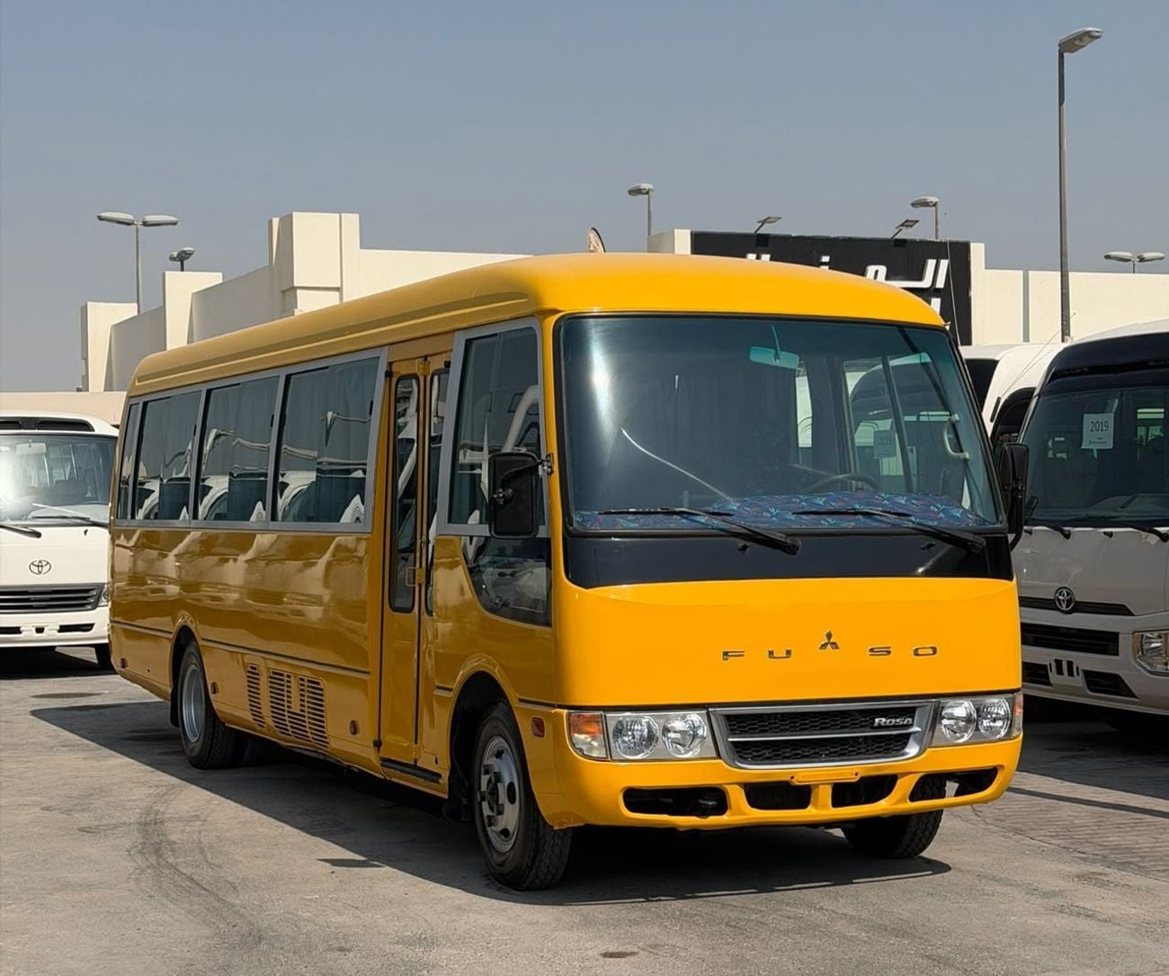 ميتسوبيشي روزا 4.2L