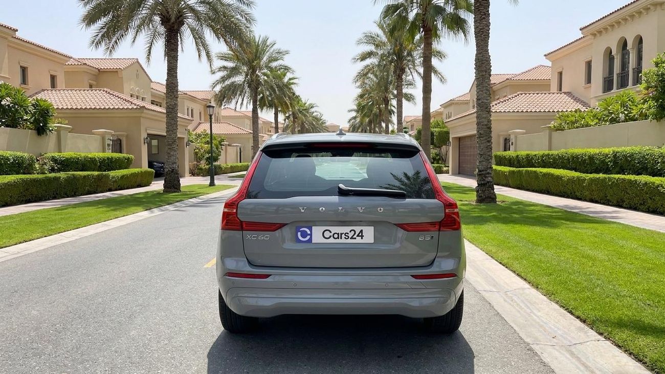 فولفو XC 60 كور كارس24 هي سوق ضخم للسيارات المستعملة موثوق ومضمون ٪كارس24 هي سوق ضخم للسيارات المستعملة موثوق ومضمون