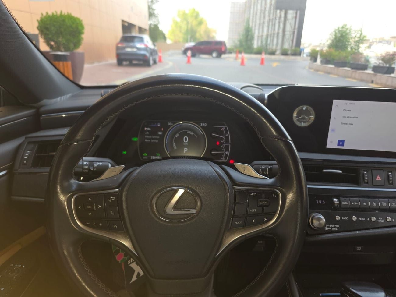 Lexus ES300h PLATINUM