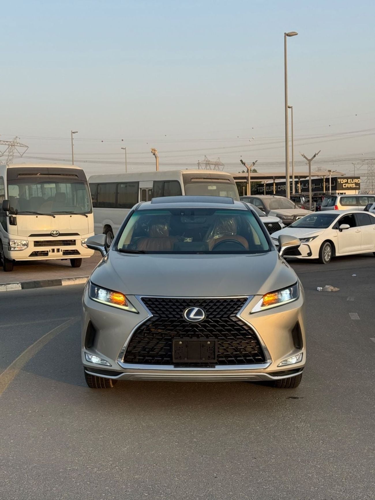 Lexus RX450h PREMIER 2021 LEXUS RX450H LUXURY HYBRID 3.5L V6 GCC WITH SUNROOF AWD AND COOLING SEATS