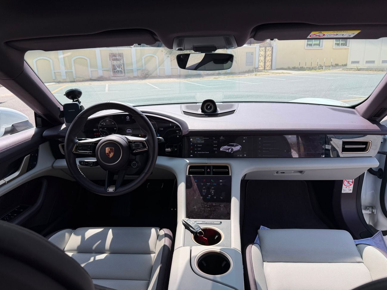 Porsche Taycan 4S