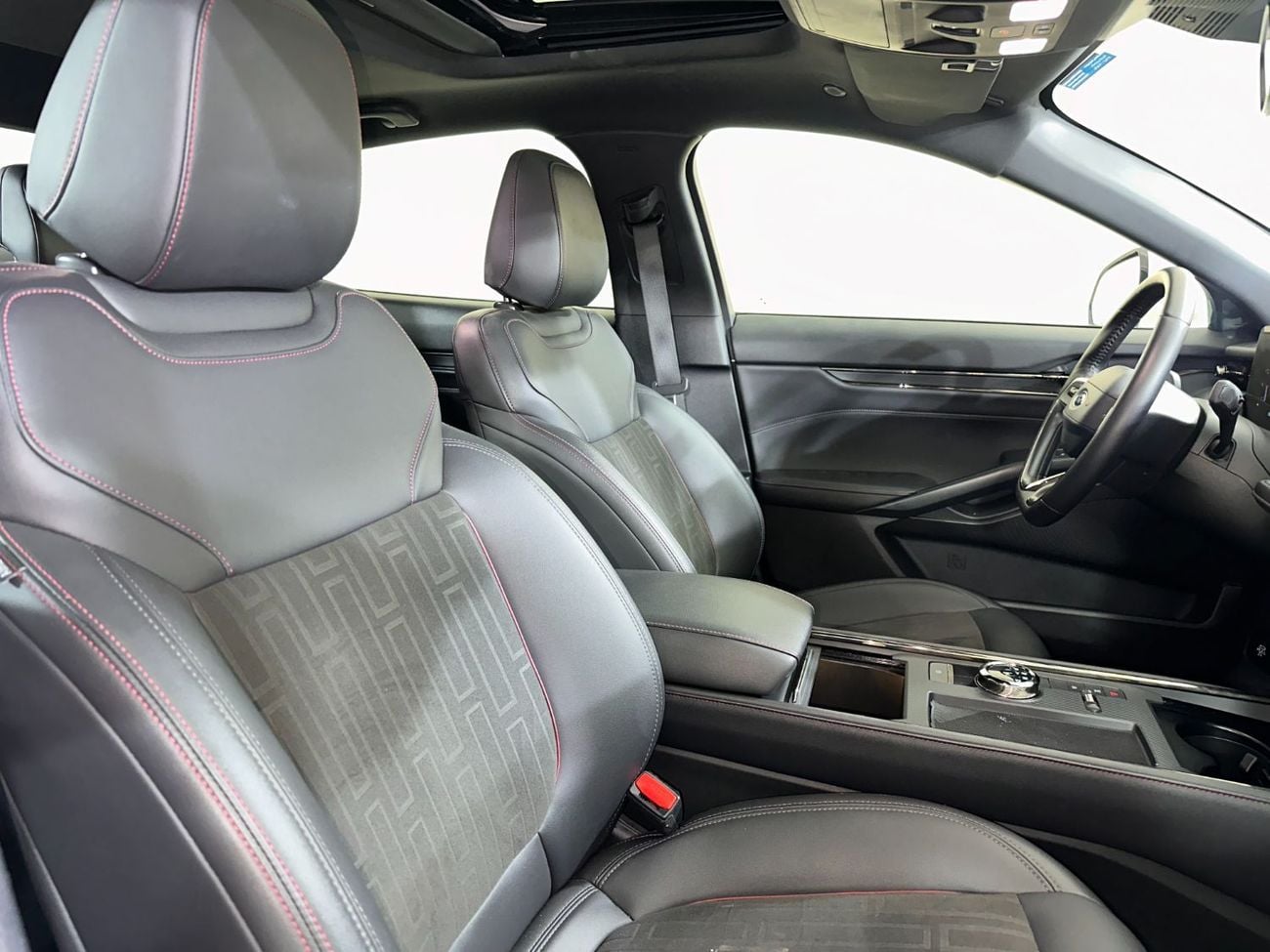 Ford Taurus AMBIENTE TPC2223 / AL TAYER MOTORS/ AL QOUZ SHOWROOM