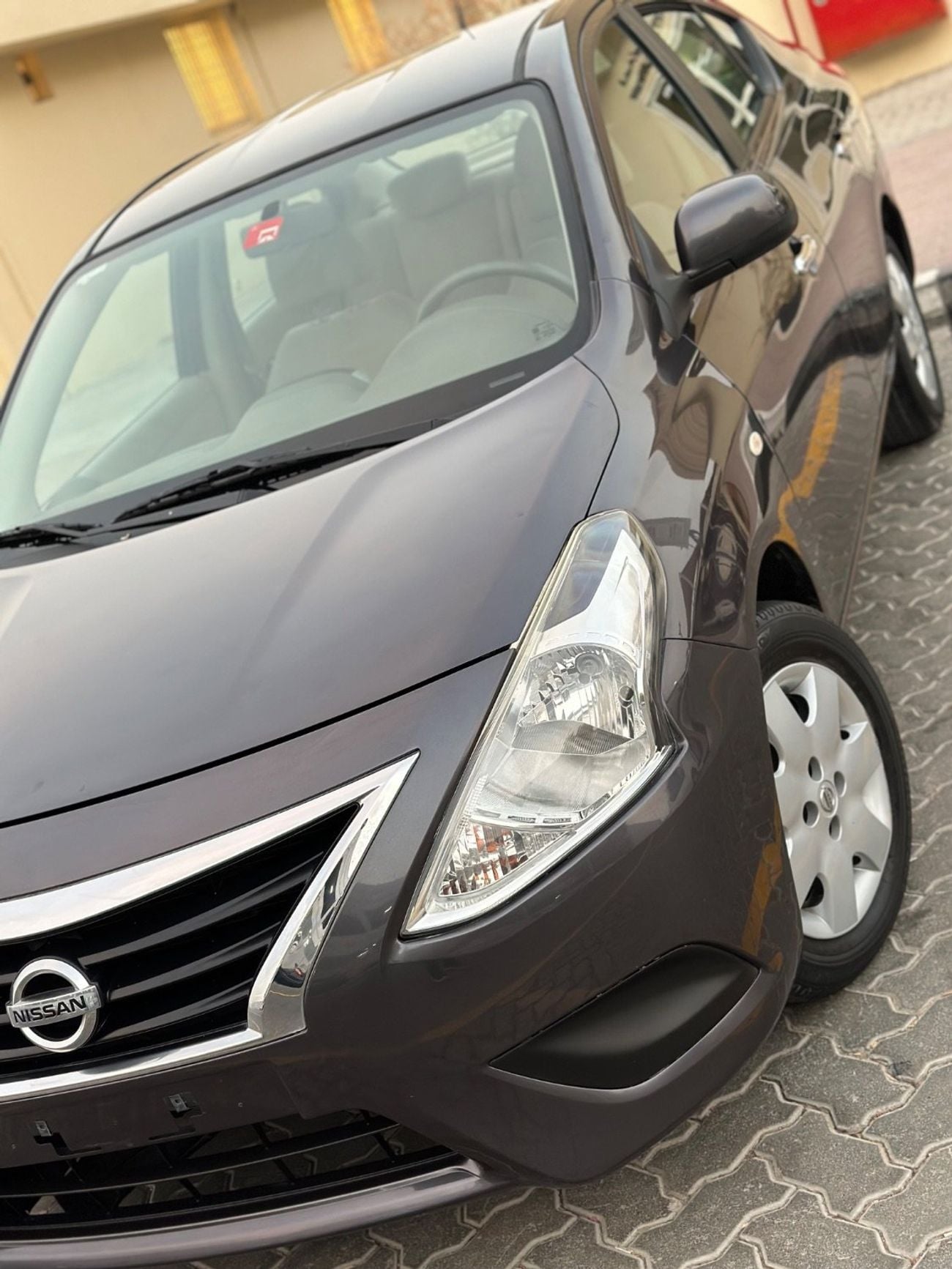 Nissan Sunny SV