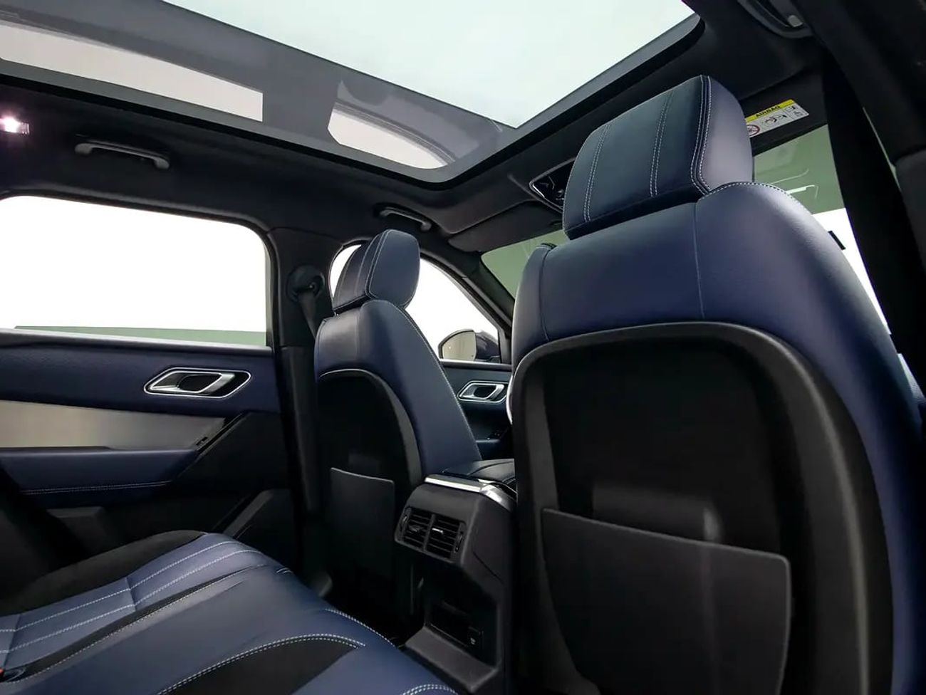 Land Rover Range Rover Velar R-DYNAMIC S Range Rover | Velar | R-Dynamic S P250
